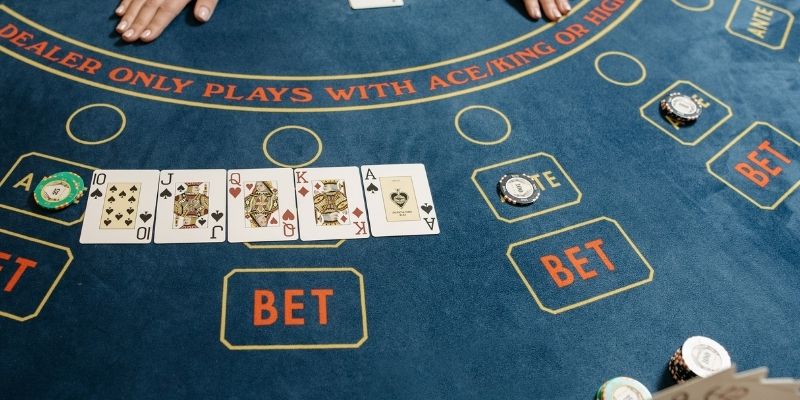 Áp dụng gấp thếp trong Baccarat để kiếm thêm thu nhập